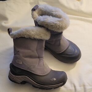 The North Face Girls Kids Size 1 Snow Rain Shoes Boots